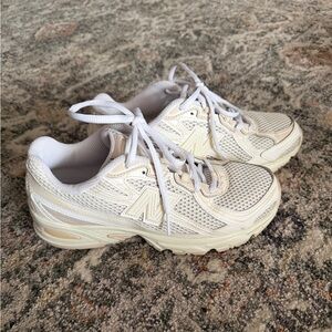 New Balance 740 Sneakers